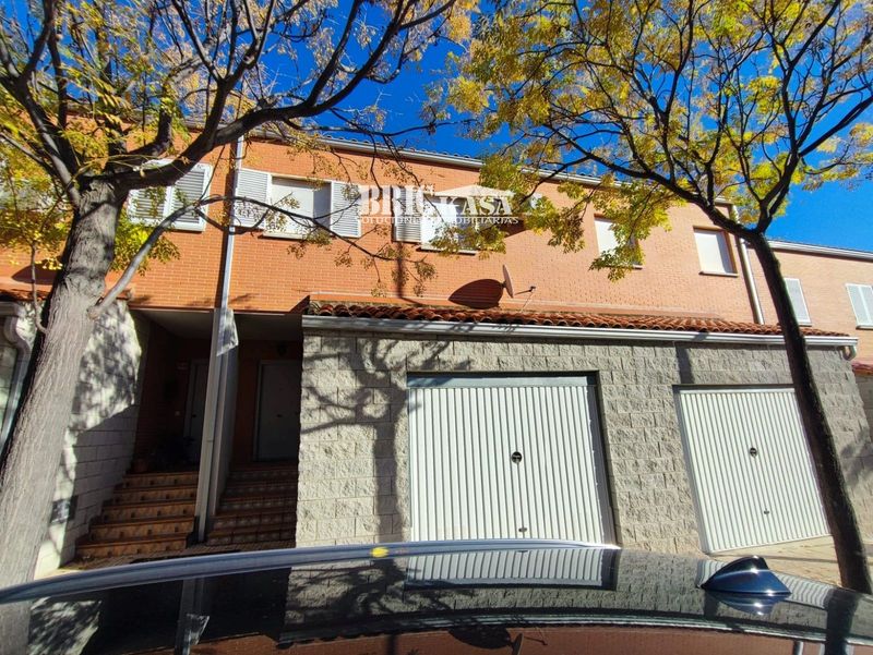 Adosado en venta Cáceres. Ref: 1817. Brickasa