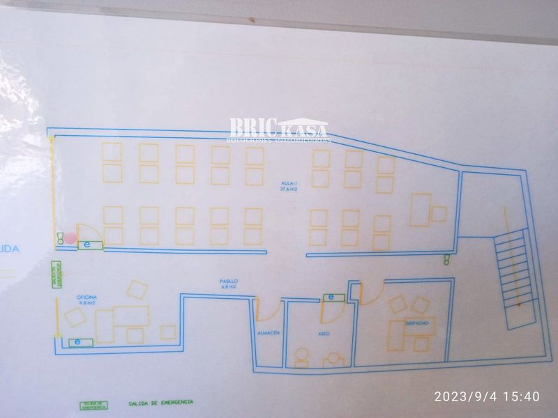 Local Comercial en venta y alquiler Cáceres. Ref: 1944. Brickasa