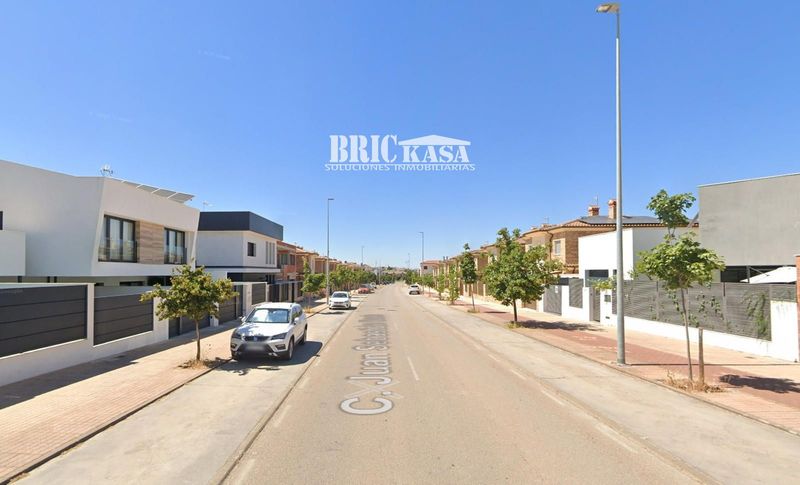 Parcela en venta Cáceres. Ref: 1969. Brickasa