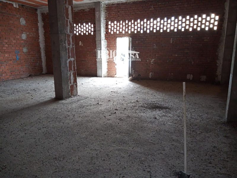 Local Comercial en venta y alquiler Cáceres. Ref: 2127. Brickasa
