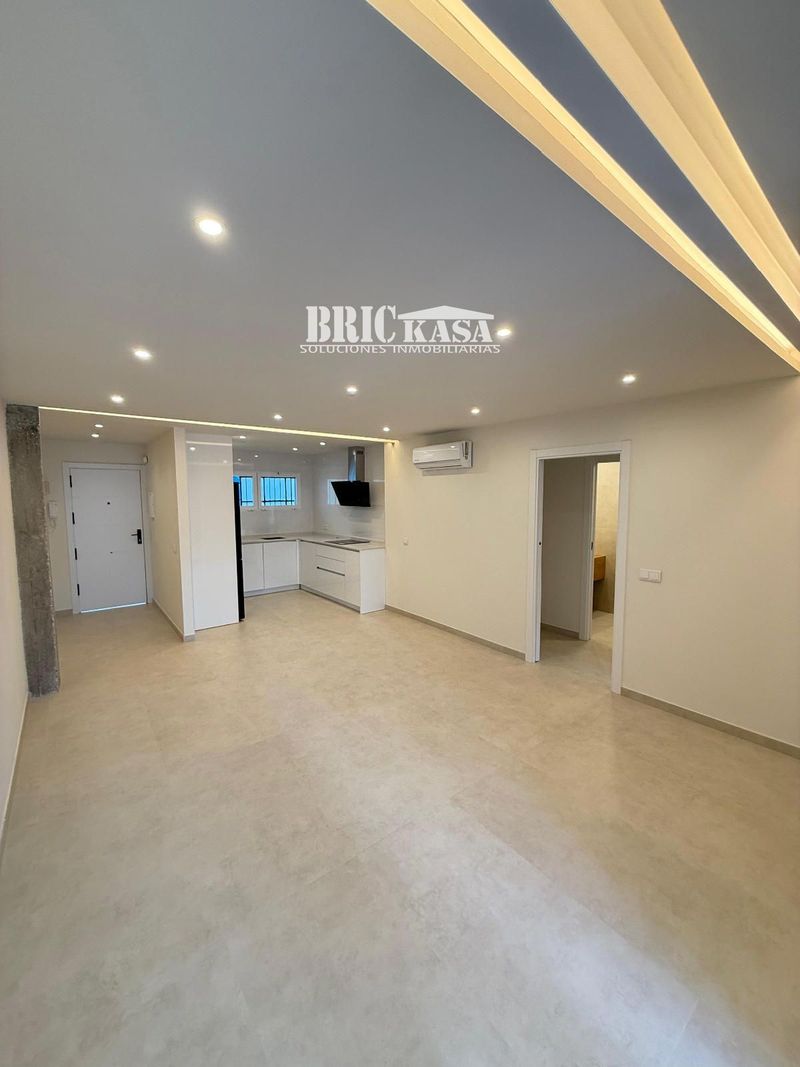 Piso en venta Cáceres. Ref: 2160. Brickasa