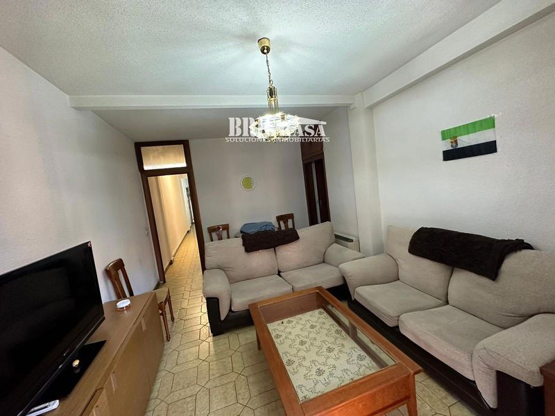 Piso en alquiler Cáceres. Ref: 2219. Brickasa