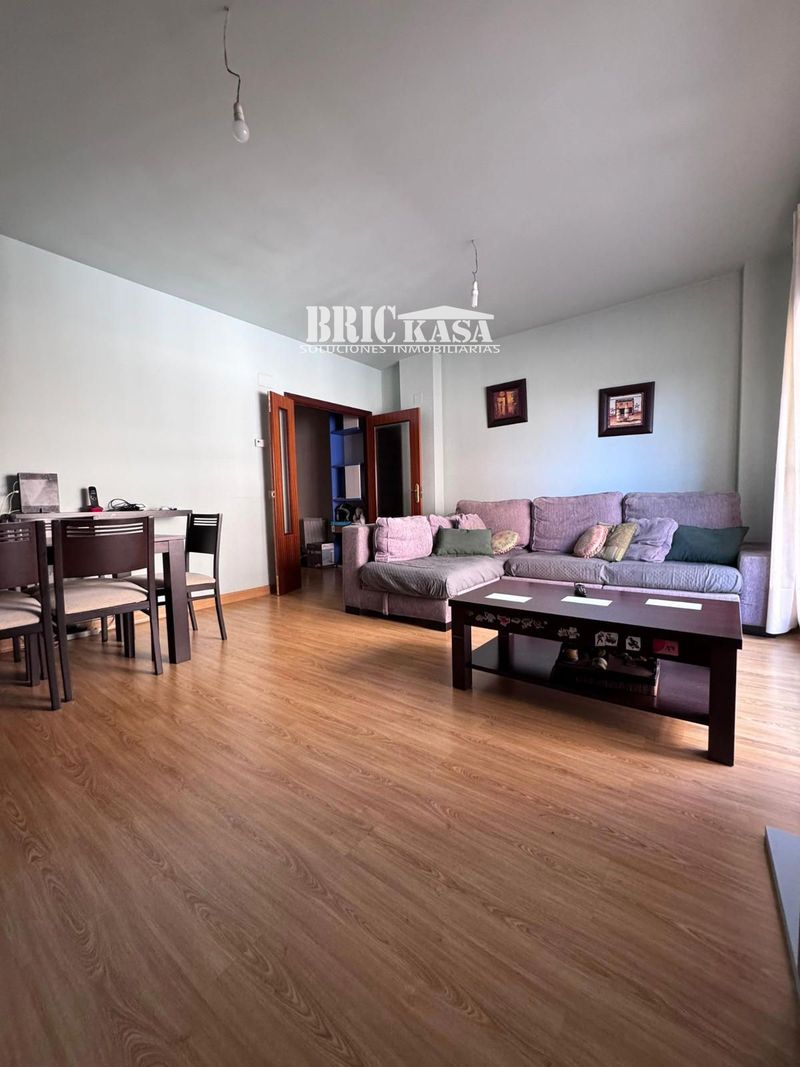 Piso en venta Cáceres. Ref: 2241. Brickasa