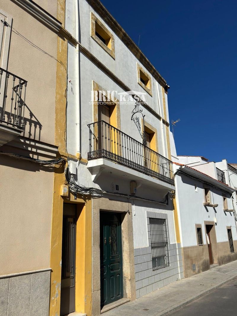Casa en venta Arroyo De La Luz, Cáceres. Ref: 2259. Brickasa