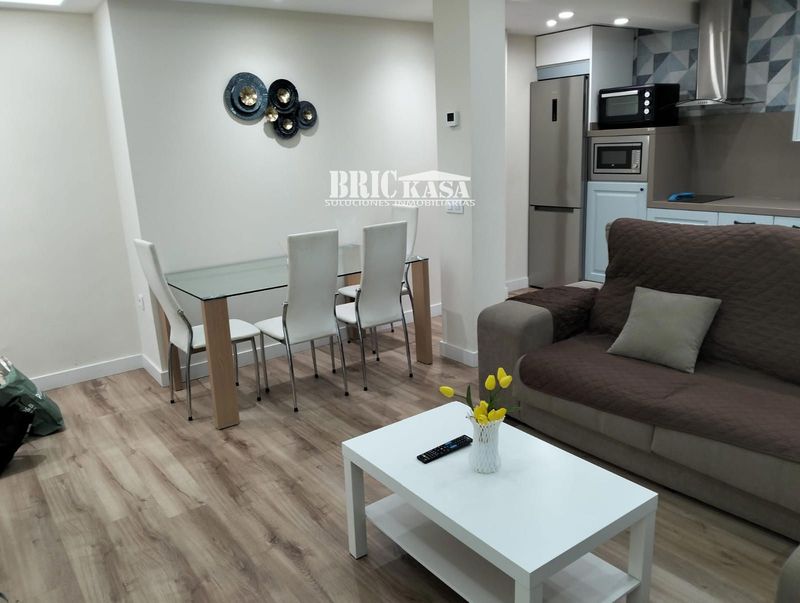 Piso en alquiler Cáceres. Ref: 2265. Brickasa