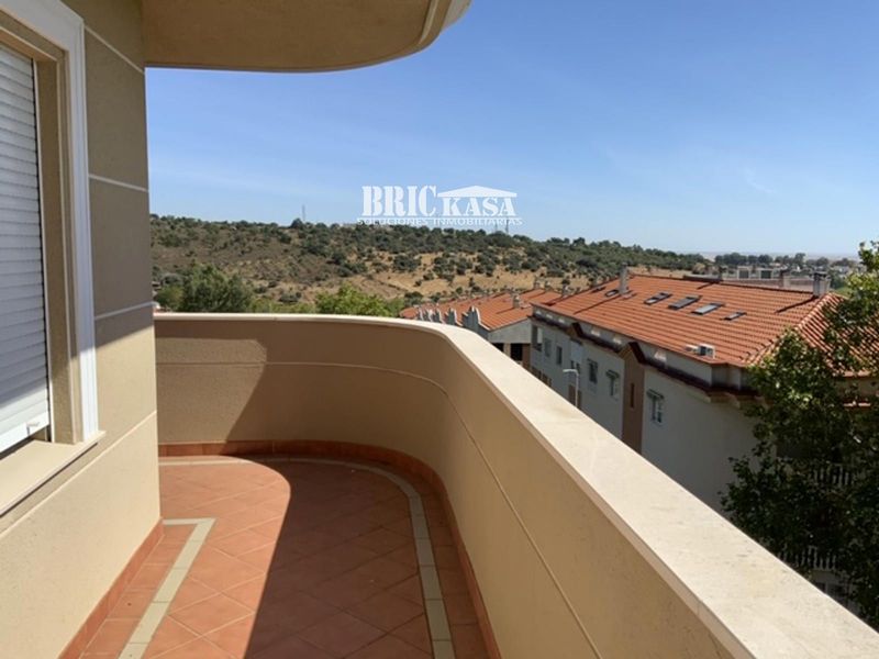 Piso en alquiler Cáceres. Ref: 2287. Brickasa