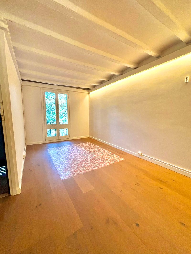 Piso en venta Barcelona. Ref: 1028. B-ROCKERS