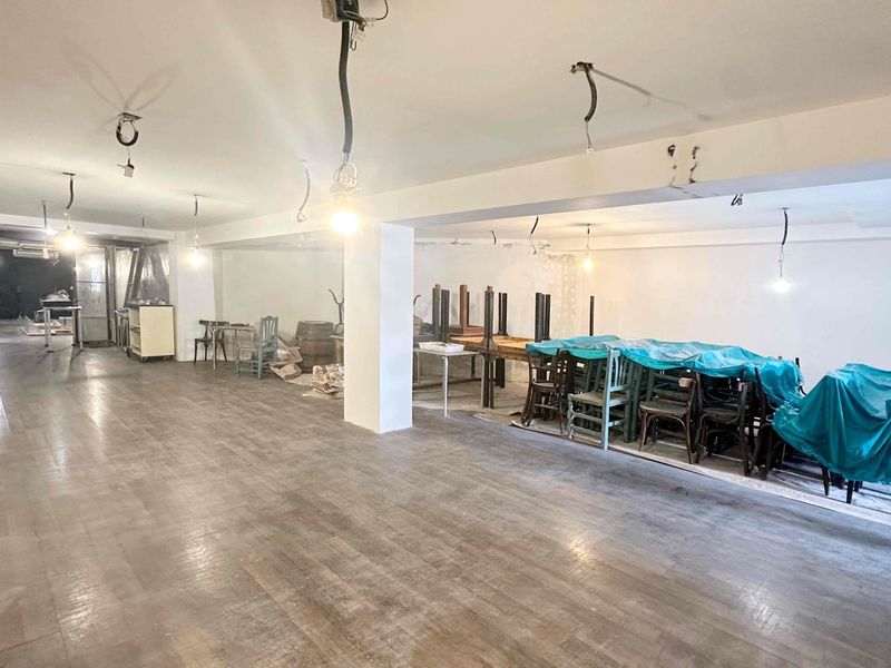 Local Comercial en venta Vilassar de Mar, Barcelona. Ref: 1042. B-ROCKERS