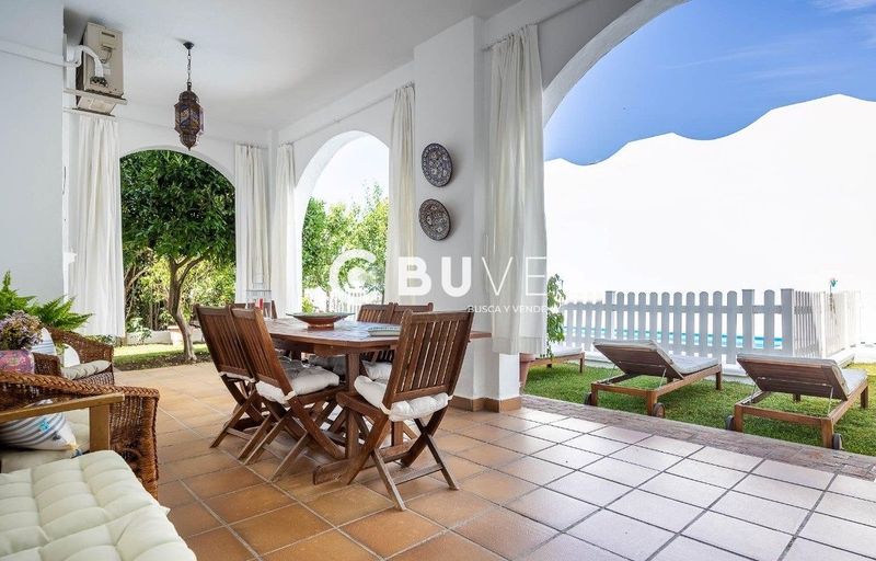 Chalet Independiente en venta Tomares, Sevilla. Ref: 20247. BUVE.APP