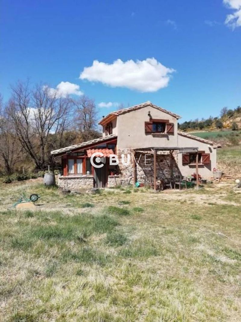 Chalet Independiente en venta Alquezar, Huesca. Ref: 25326. BUVE.APP