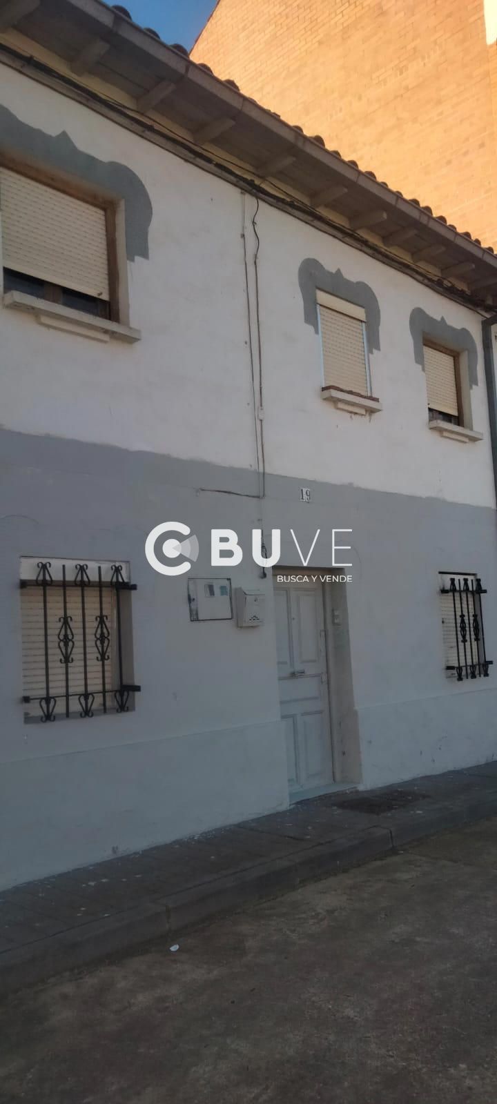 Cases en venda Valencia De Don Juan, León. Ref: 32523. BUVE.APP