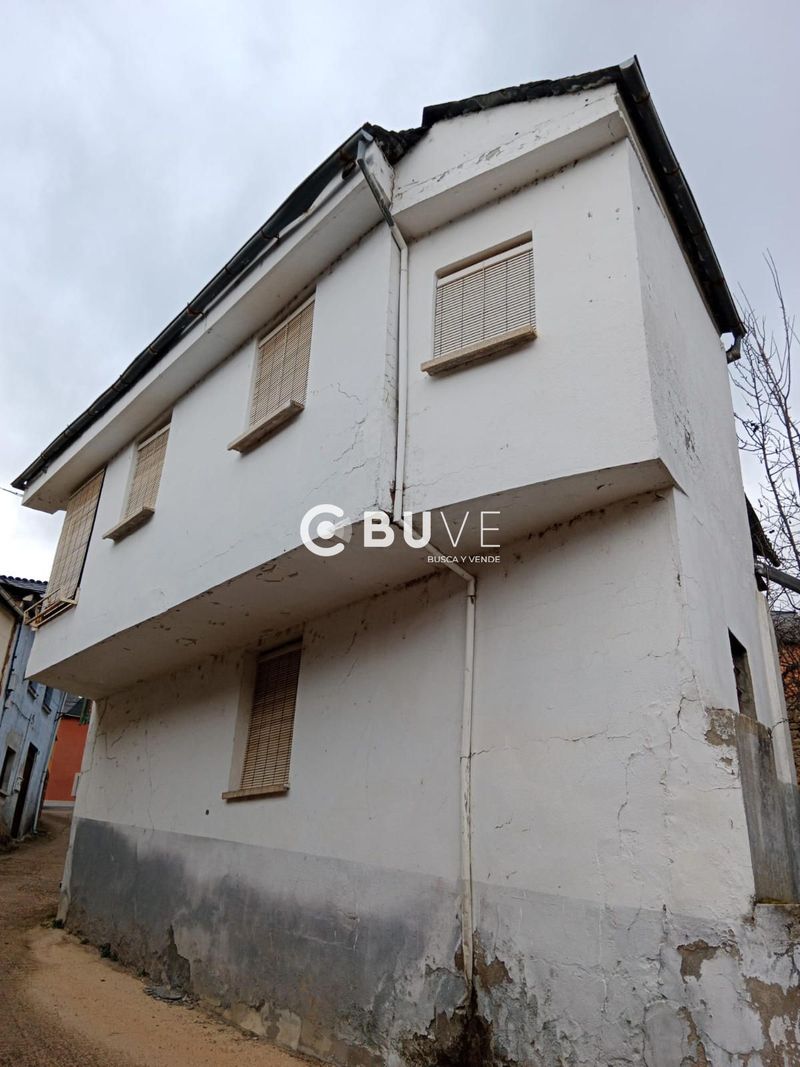 Cases en venda Arlanza, León. Ref: 32975. BUVE.APP