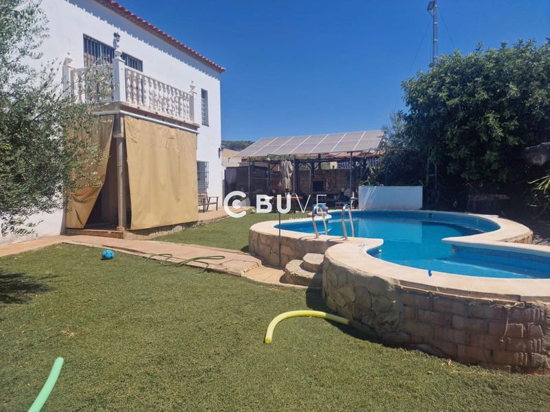 Chalet Independiente en venta Montellano, Sevilla. Ref: 35094. BUVE.APP