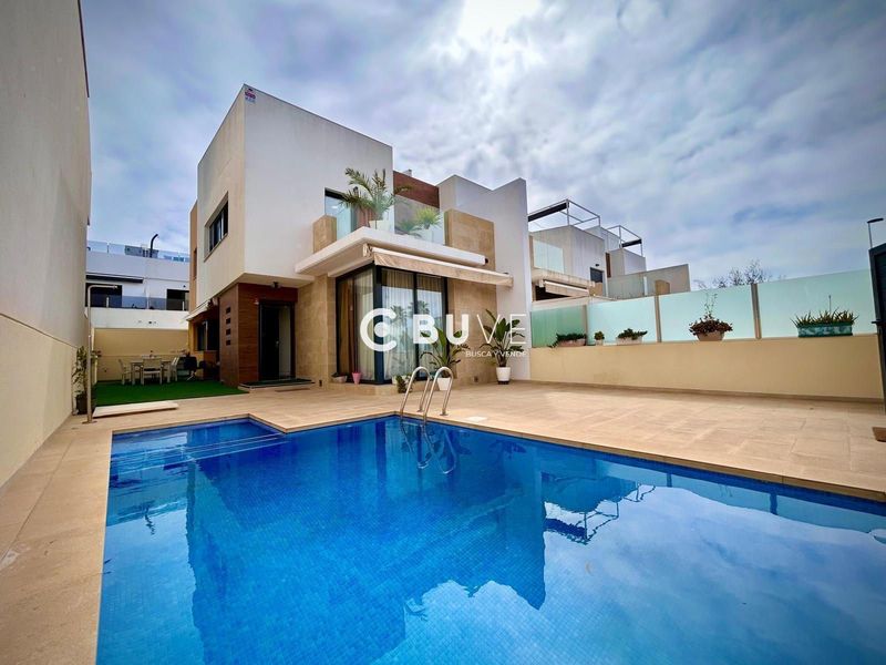 Adosado en venta San Pedro Del Pinatar, Murcia. Ref: 42737. BUVE.APP