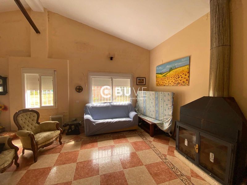 Chalet Independiente en venta Sanlucar La Mayor, Sevilla. Ref: 42922. BUVE.APP