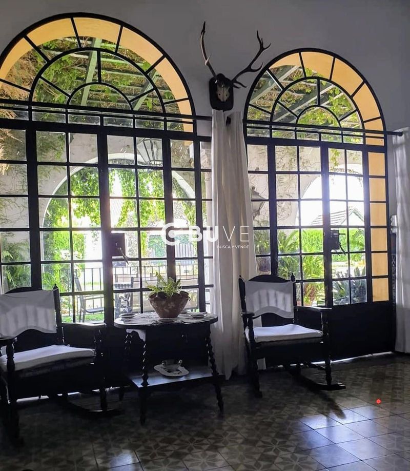 Chalet Independiente en venta Espartinas, Sevilla. Ref: 43168. BUVE.APP