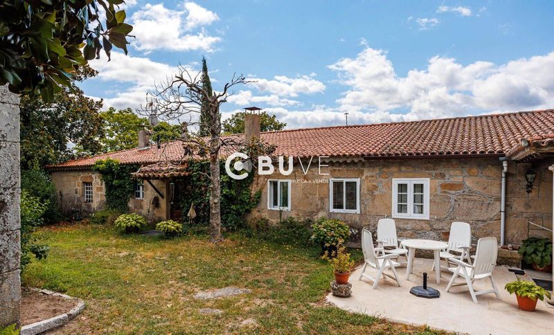 Chalet Independiente en venta Pantón, Lugo. Ref: 43228. BUVE.APP