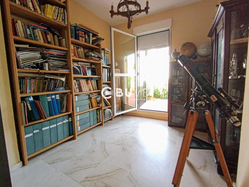 Chalet Independiente en venta Mairena Del Aljarafe, Sevilla. Ref: 43376. BUVE.APP