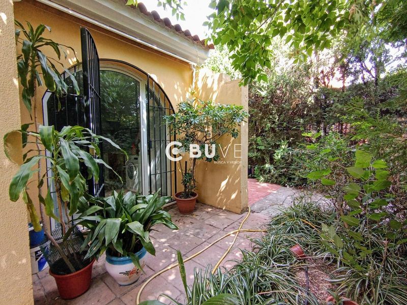Chalet Independiente en venta Mairena Del Aljarafe, Sevilla. Ref: 43376. BUVE.APP