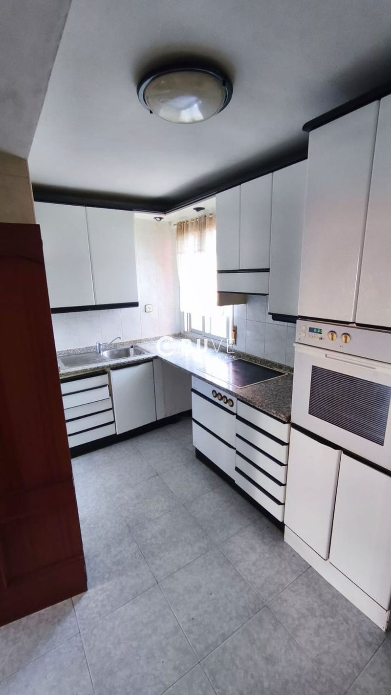 Piso en venta León. Ref: 44153. BUVE.APP