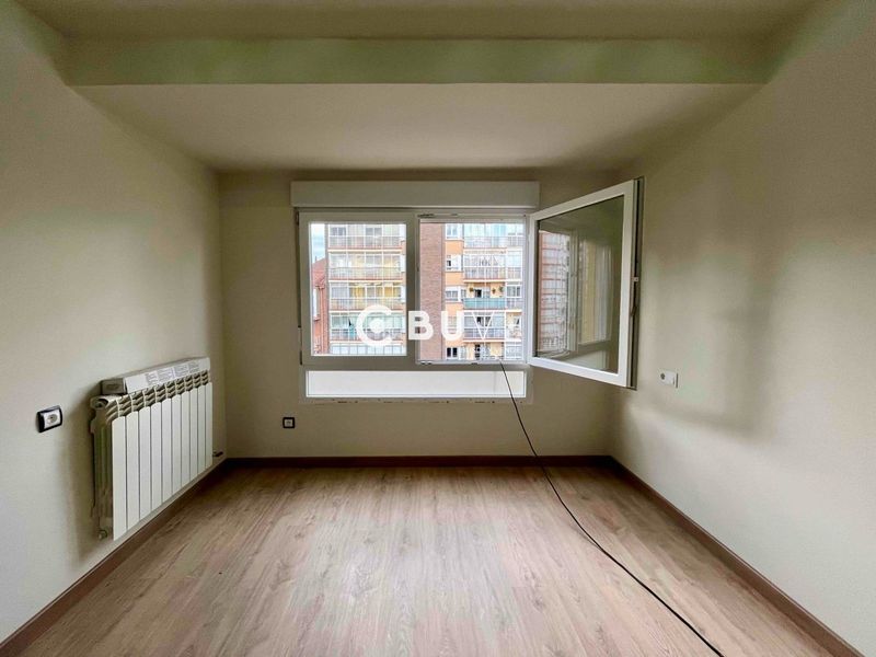 Ático en venta León. Ref: 44236. BUVE.APP