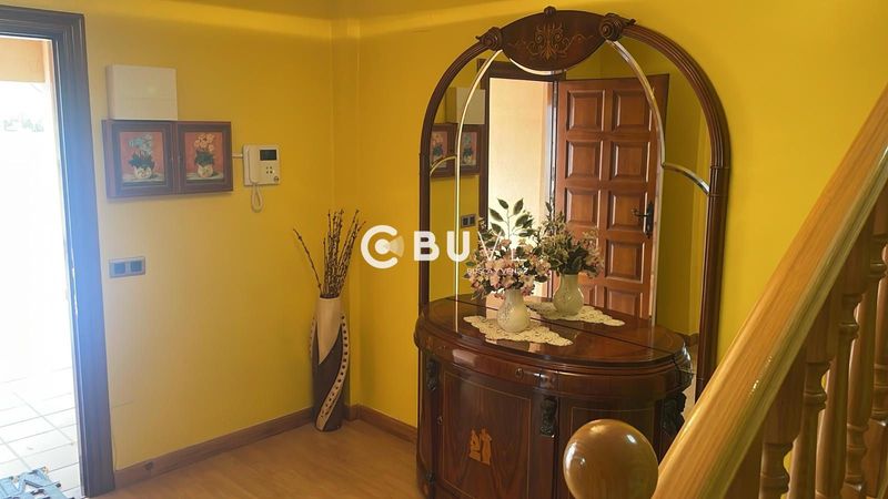 Chalet Independiente en venta Renedo De Esgueva, Valladolid. Ref: 44551. BUVE.APP