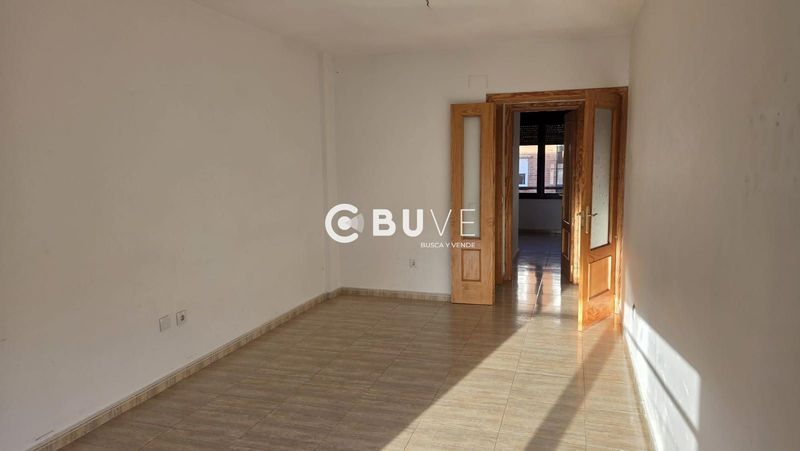 Flat for sale Fuensalida, Toledo. Ref: 44787. BUVE.APP
