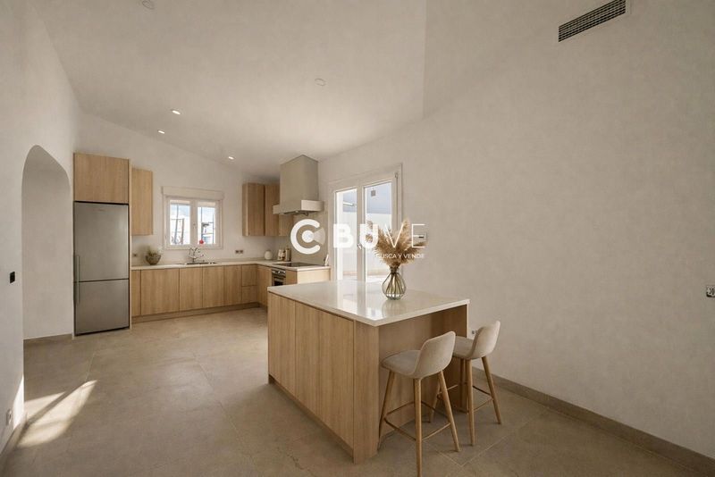 Adosado en venta Espartinas, Sevilla. Ref: 44823. BUVE.APP