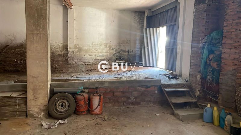 Nave Industrial en venta Valladolid. Ref: 44930. BUVE.APP