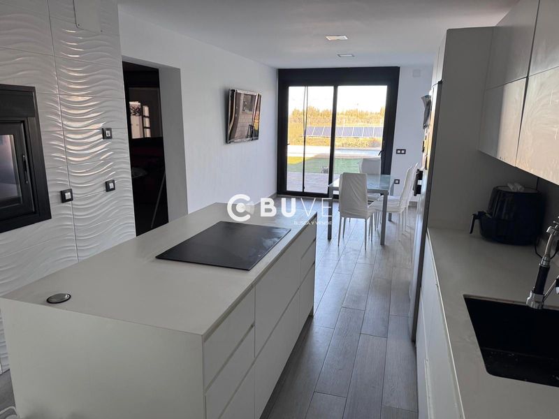 Chalet Independiente en venta Argamasilla De Calatrava, Ciudad Real. Ref: 44959. BUVE.APP