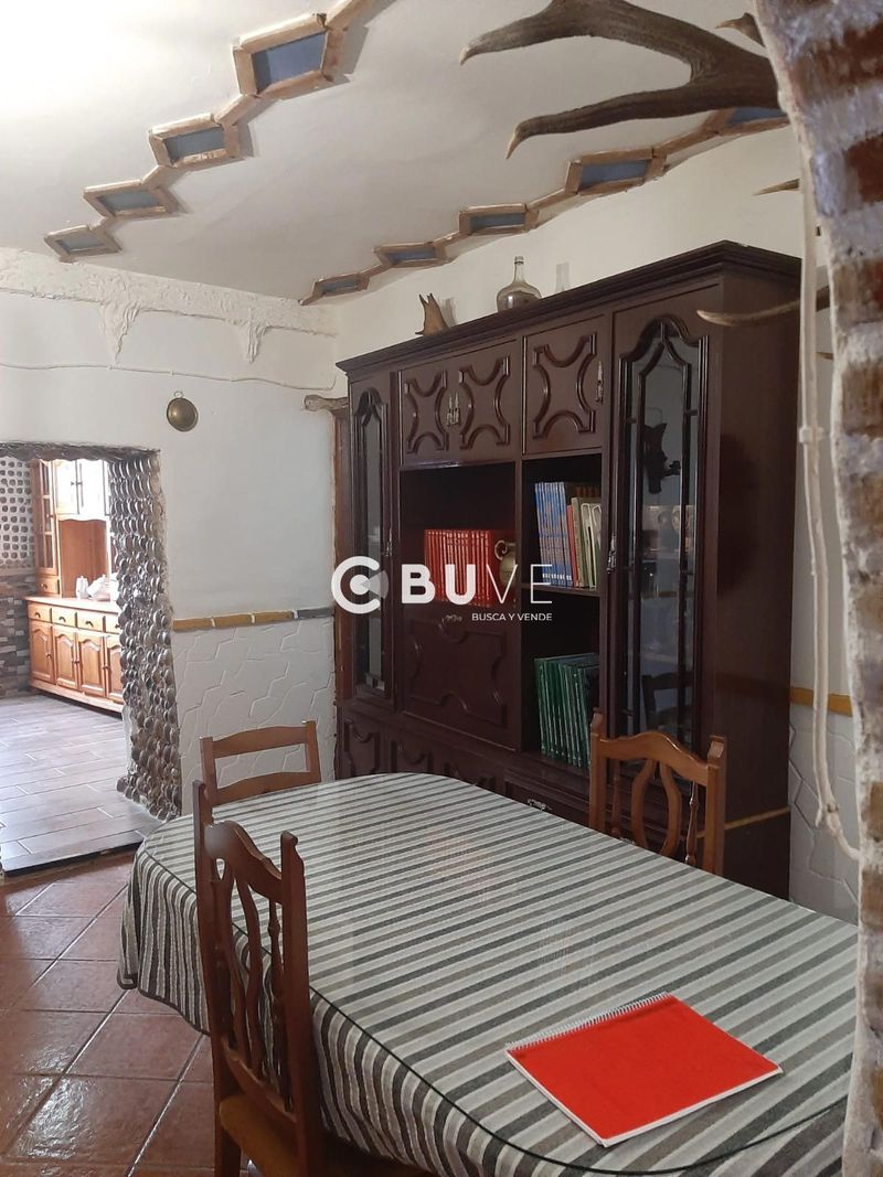 Casa en venta Cazalla De La Sierra, Sevilla. Ref: 45063. BUVE.APP