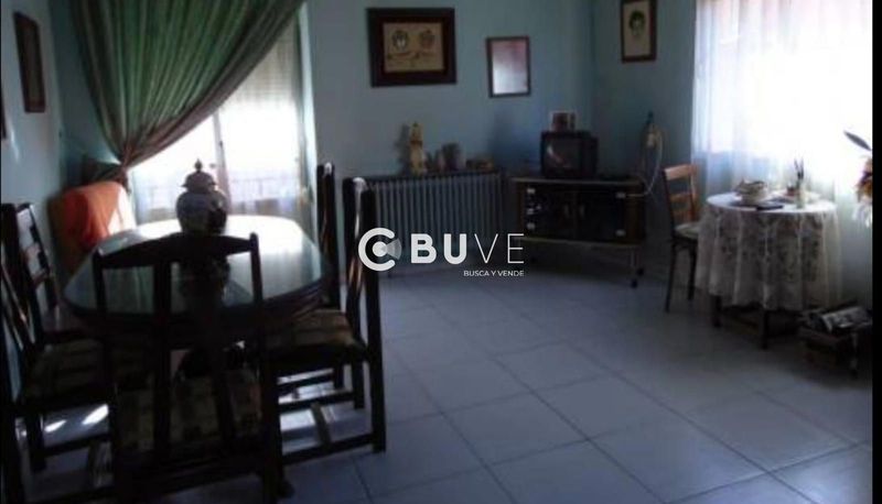 Casa en venta Valdepeñas, Ciudad Real. Ref: 45163. BUVE.APP