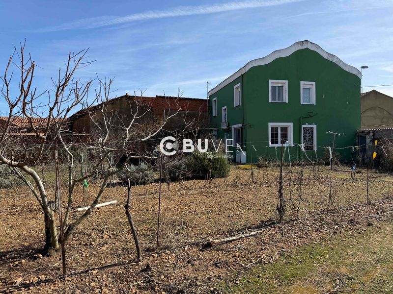 Casa en venta Bustillo Del Paramo, León. Ref: 45555. BUVE.APP