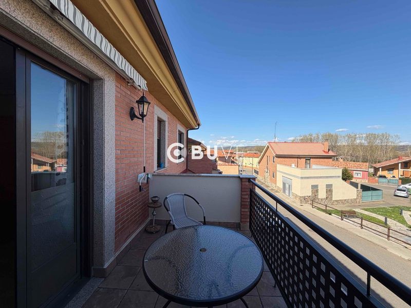 Adosado en venta Sariegos Del Bernesga, León. Ref: 45963. BUVE.APP