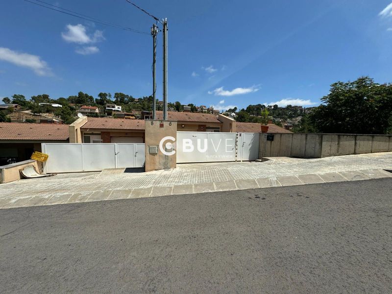 Detached Villa for sale Barcelona. Ref: 45988. BUVE.APP