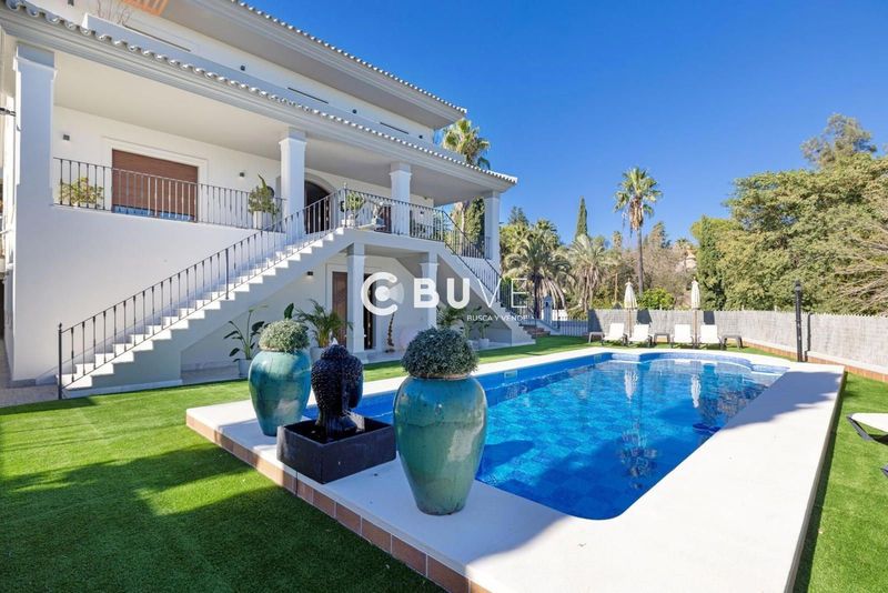 Chalet Independiente en venta Tomares, Sevilla. Ref: 46171. BUVE.APP