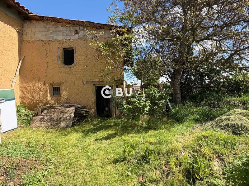 Casa en venta Almanza, León. Ref: 46286. BUVE.APP