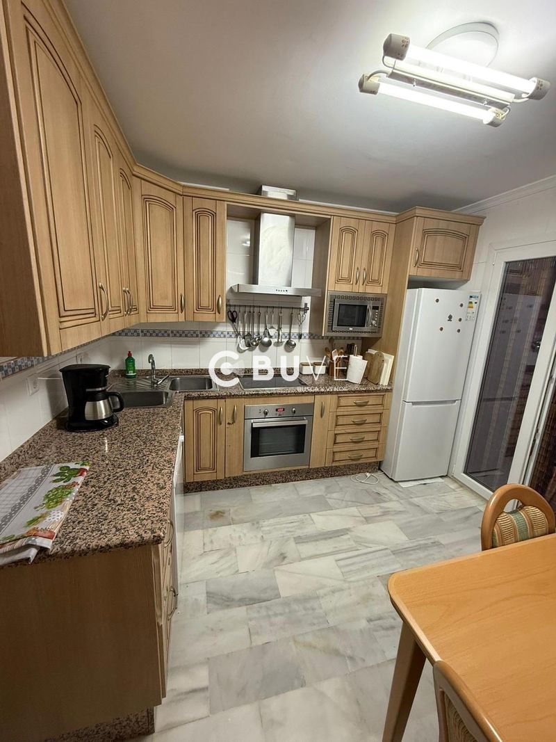 Piso en venta La Línea de la Concepción, Cádiz. Ref: 46342. BUVE.APP