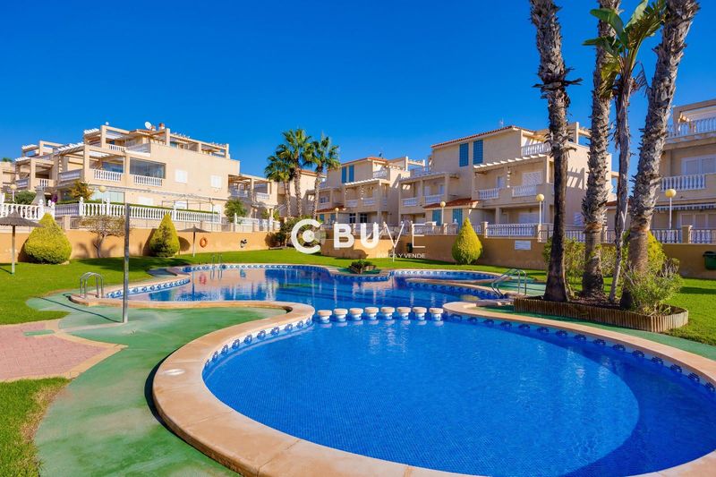 Adosado en venta Torrevieja, Alicante. Ref: 46386. BUVE.APP