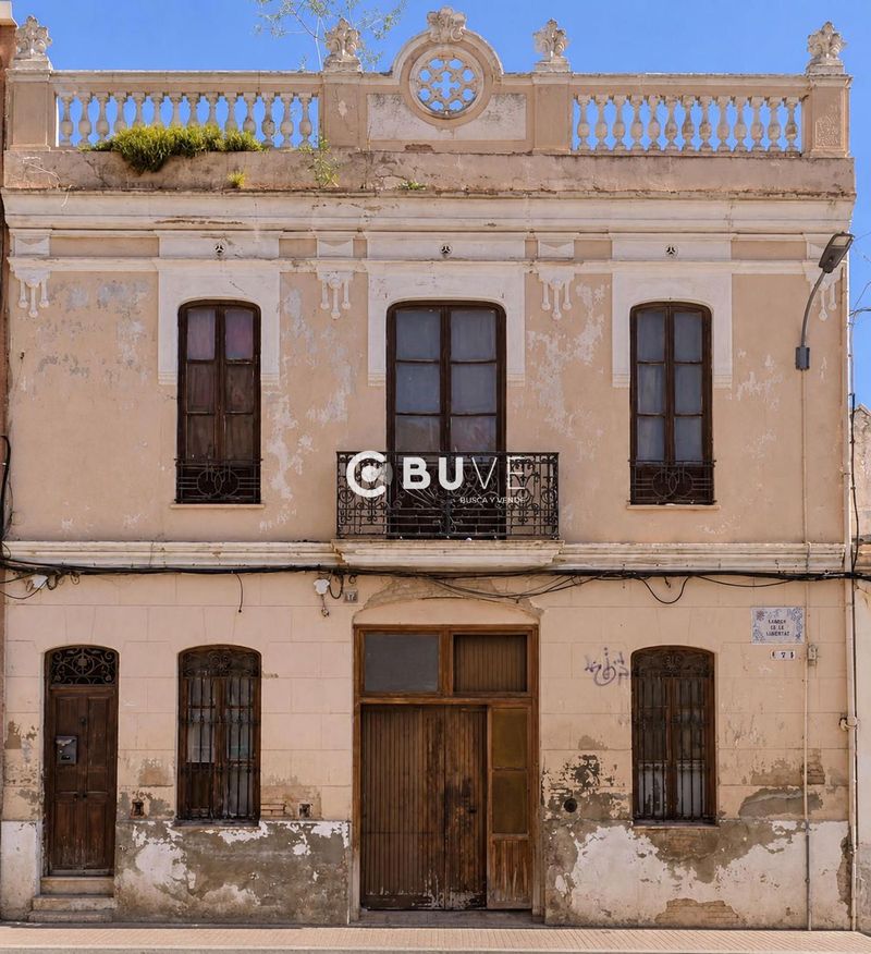 Casa en venta Burjassot, Valencia. Ref: 46592. BUVE.APP