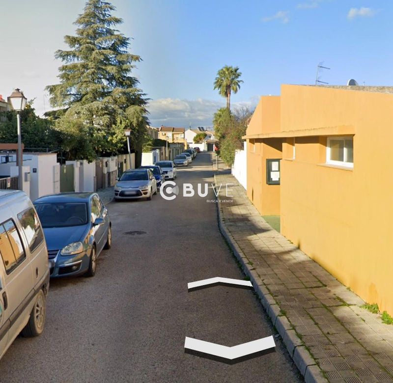Chalet Independiente en venta Villanueva Del Ariscal, Sevilla. Ref: 46722. BUVE.APP