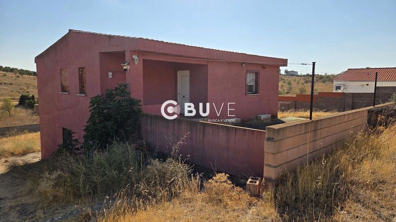 Chalet Independiente en venta Mora, Toledo. Ref: 47394. BUVE.APP