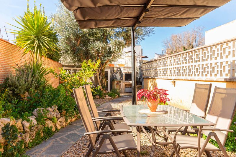 Townhouse for sale Terrassa, Barcelona. Ref: 1286. Cabello Real Estate