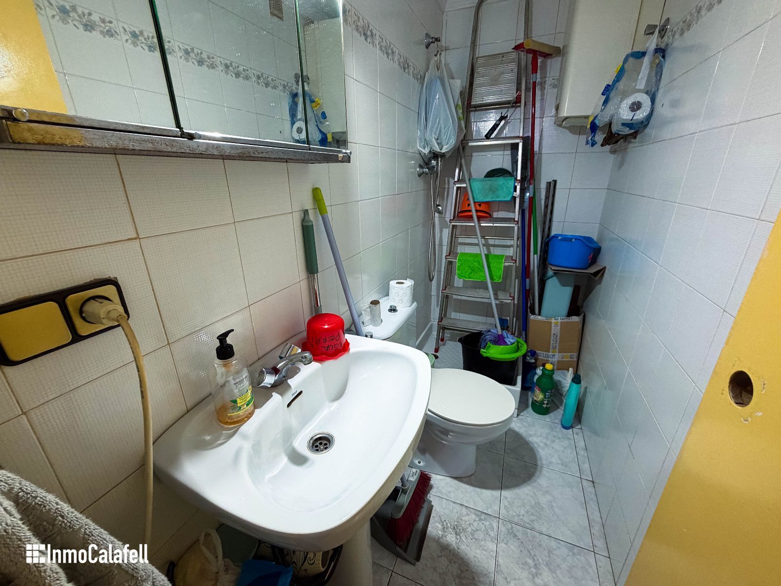 Baño - Local comercial en Platja de Calafell. ¡Visítalo!