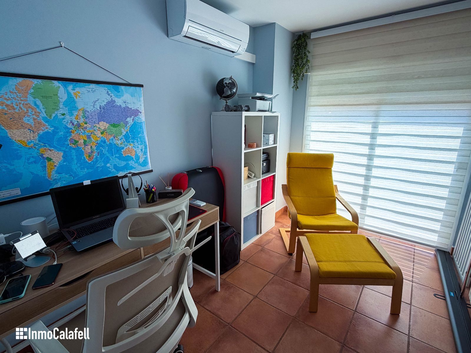 Wohnzimmer - 6-Zimmer-Villa mit Pool und Solarpaneelen