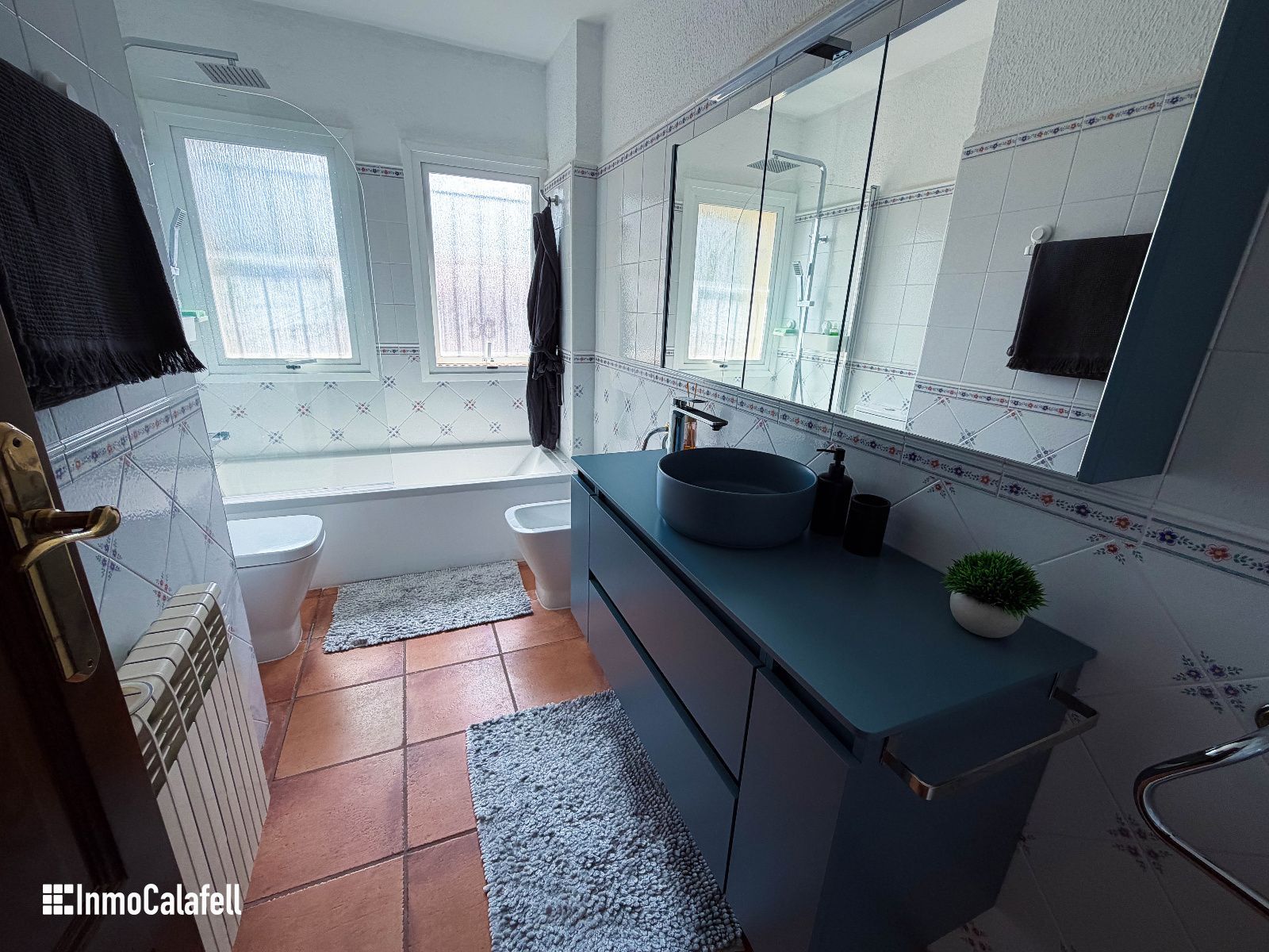 Wohnzimmer - 6-Zimmer-Villa mit Pool und Solarpaneelen