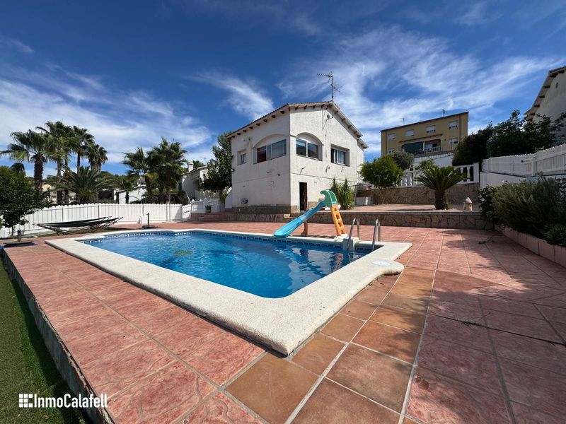 Freistehende Villa zu verkaufen La Pobla de Montornes, Tarragona. Ref: 2341. InmoCalafell