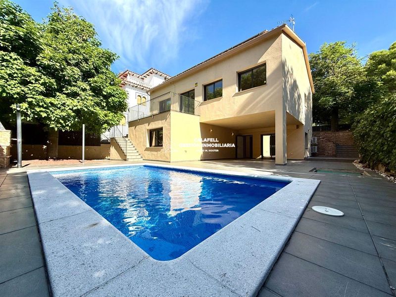 Maison de Ville en vente El Vendrell, Tarragona. Ref: 1435. Calafell Gestión Inmobiliaria