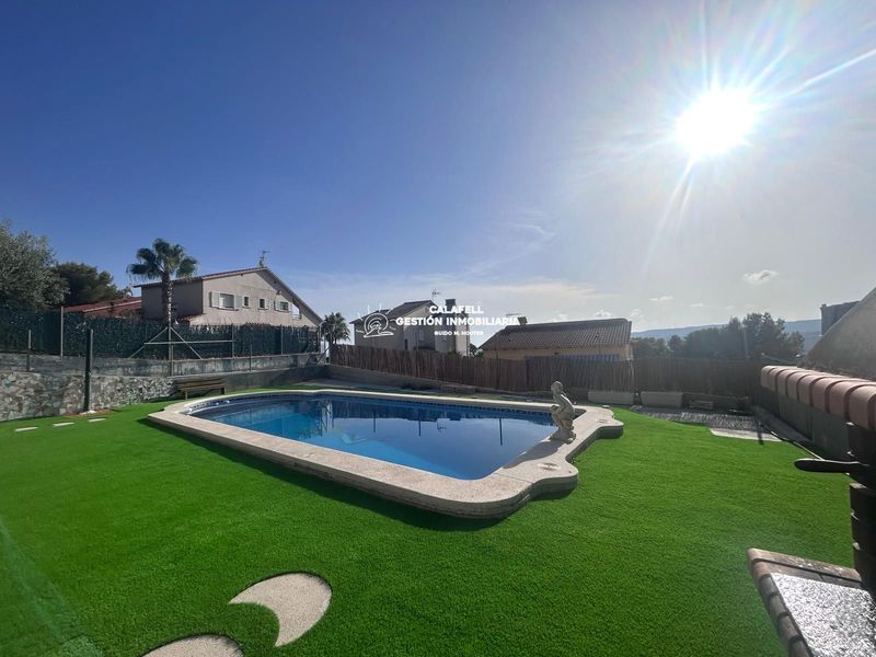 Freistehende Villa zu verkaufen El Vendrell, Tarragona. Ref: 1752. Calafell Gestión Inmobiliaria