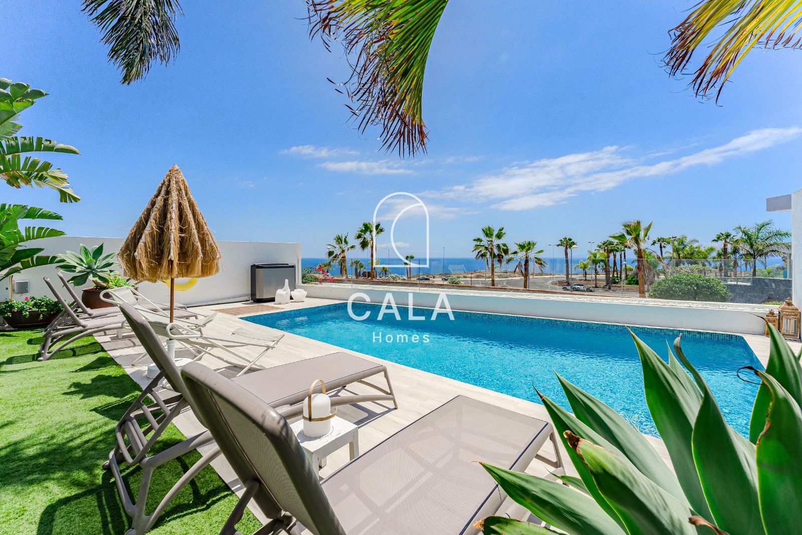 Exclusive Townhouse in La Caleta